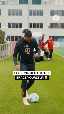 A post by @fcbayern on TikTok caption: You just know a 𝒕𝒓𝒊𝒄𝒌 is coming! 😅 #MichaelOlise #MiaSanMia #FCBayern #Skills 