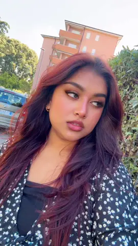 A post by @zoyamunny on TikTok caption: This lyrics touch my soul ❤️‍🩹 #sayara #trend 