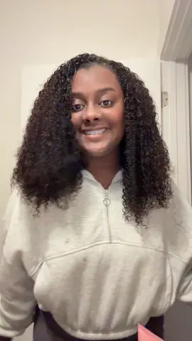 A post by @aeriannasingss on TikTok caption: Nice and natural!!😍 Link in my bio!! @Geeta Hair @geetahair_review #geetahair #xyzbca 