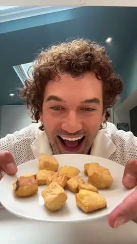 A post by @theitalianfoody on TikTok caption: Replying to @Lyssas18 Please besties, welcome to the family Pierre the air fryer! 