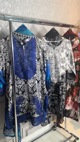 A post by @rameesafabrics on TikTok caption: NEW DROP summer 3 piece with chiffon Dupatta sizes s-xxl #fyp #pakistanifashion #tiktokmademebuyit #rameesafabrics #lawnsuits 