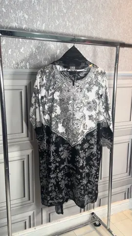 A post by @rameesafabrics on TikTok caption: New summers 3 piece #fyp #pakistanifashion #tiktokmademebuyit #rameesafabrics #lawnsuits 