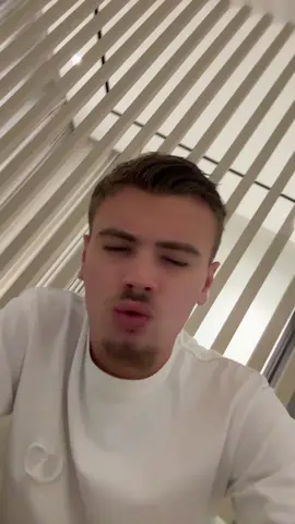A post by @tomsursnaaaap on TikTok