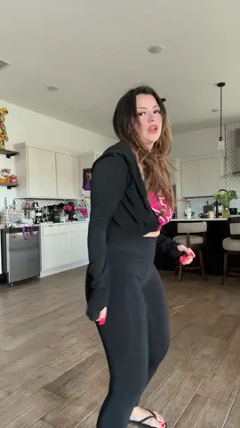 A post by @solyluna24494.irl on TikTok