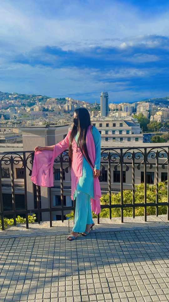 A post by @samiaasha on TikTok caption: #tictokitaly #dramaqueen #foryou #samiaasha 