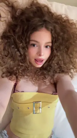 A post by @sundaykalogeras on TikTok caption: 💛
