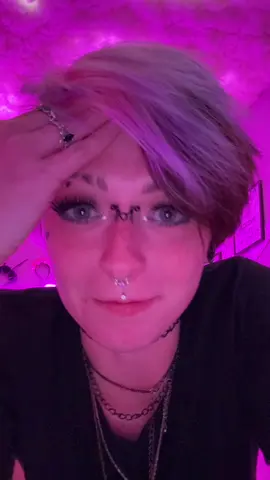 A post by @noteasybeinwheezy on TikTok caption: i’m sorry 