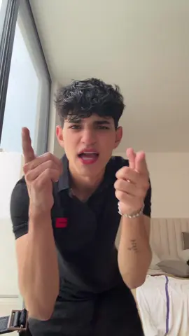 A post by @_jg.castillo on TikTok caption: La piña locaaaa ya hagan el trend #parati #fyp #tiktok 