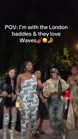 A post by @theahnamac2 on TikTok caption: LETS GOOOOOO #fypシ #fyp #viral  #ahnamac #newmusic