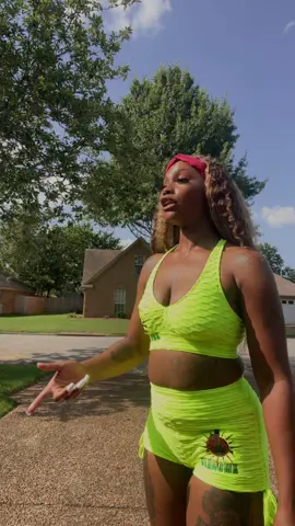 A post by @lovebremichelle on TikTok caption: Do you fix anything around here! 🤦🏽‍♀️#bremichellepage #fypシ゚viral #fyp 