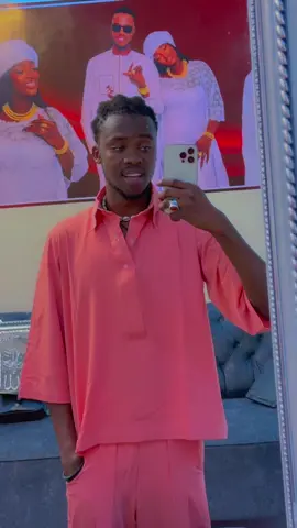 A post by @mome_sa on TikTok caption: Jerejeuf serigne Touba@Lok bombe 