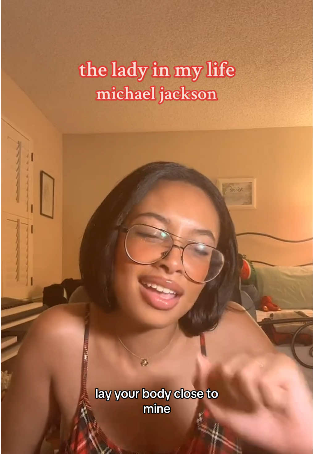 A post by @bbnikkii on TikTok caption: what’s your favorite mj song? #tiktoklive #livehighlights #michaeljackson #michael #mj #singer #cover #song #music #debut #bnikki #fyp #foryou 