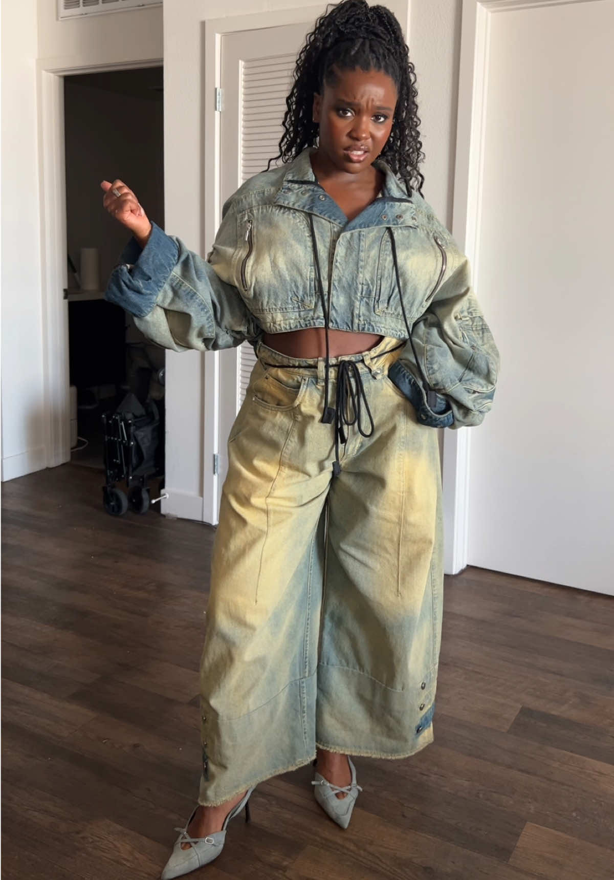A post by @thisiscourtneytaylor on TikTok caption: Any excuse to show the fit lmaooo press day was a success! Can’t wait for yall to see what I’ve been doing!!  #foryou #primevideo #theoofficial 