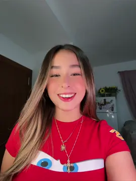 A post by @miincho on TikTok caption: quiennnn 🙂 #fyp #fyppppppppppppppppppppppppppppppppppp #miincho #paratiiiiiiiiiiiiiiiiiiiiiiiiiiiiiii #fypppppppppppppp #videoviral 