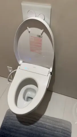 A post by @sidestrokeshep on TikTok caption: Guys 🤓 its heated