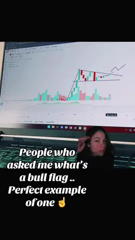 A post by @tradingwiththequeen on TikTok caption: #greenscreen perfect example of a bull flag #bullflag #cryptocurrency #xrp #xrpcommunity #cryptok 