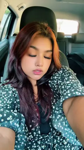 A post by @zoyamunny on TikTok caption: #trend 