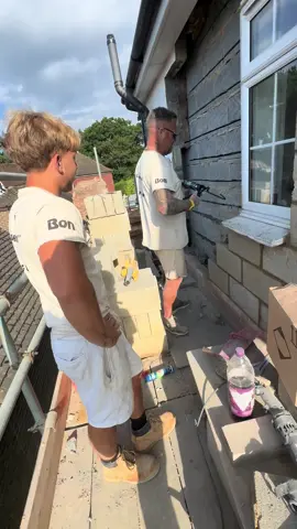 A post by @al_the_trowel on TikTok caption: #battery #belle #rhinobuild #bontools #fy 