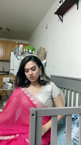 A post by @iammoon9 on TikTok caption: Sharara😉#foryoupage #trending #bollywood #pakistani_tik_tok #nepalitiktok #bdtiktokofficial🇧🇩 #hindisong #foryouu #tiktokviral 