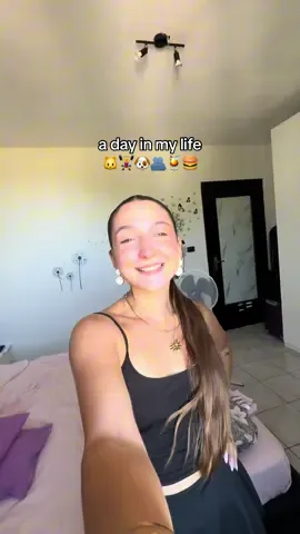 A post by @martinadutto on TikTok caption: tenersi impegnata per non pensare 💭 #Vlog #dailylife #dailyvlogs #adayinmylife 