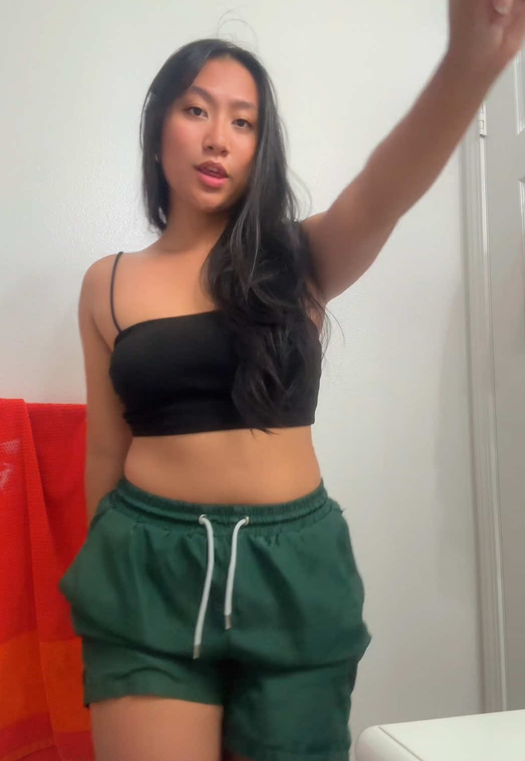 A post by @itssdonn on TikTok caption: #fyp #foryou #viral #trend #summer  