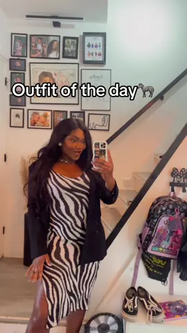 A post by @mjmeijers on TikTok caption: Outfit of the day🦓 #outfit #outfitoftheday #outfitinspo #outfitinspiration #voorjou #voorjoupagina #voorjoupage #voorjouw #voorjouwpagina #fyp #fypviralシ #fypviraltiktok🖤シ゚☆♡ 