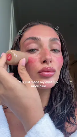 A post by @vanessanicolestern on TikTok caption: and that’s on colour theory @rhode skin sun soak ☀️ 