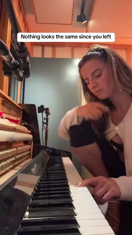 A post by @nataliejane on TikTok caption: #black #and #white 