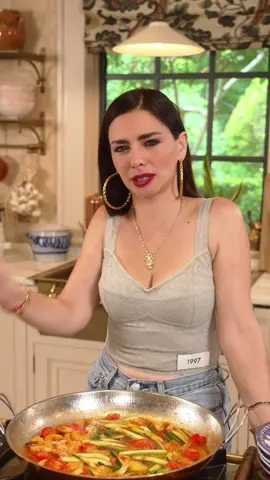 A post by @the_pastaqueen on TikTok caption: The Royal Court of Pasta is serving something special this month- and it's a beauty. We're doing a giveaway, surprising five members with astunning summer gift set: A 15" hand-hammered copper pan for cooking bold, delicious meals for family andfriends. Linguine pasta from my go-to brand Di Martino pasta, and a vibrant Vietri outdoor table setting for the dreamiest alfresco nights. Five Royal Court members will be selected for this exclusive gift drop on July 26 during my live. Join The Royal Court of Pasta, link in bio ✨