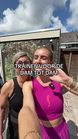 A post by @rosalietacx on TikTok caption: Een nieuwe uitdaging: Dam tot Dam 🥾 Vorig jaar liepen we de 4Daagse & in september 42km 🚶🏼‍♀️ Hebben jullie deze tocht gelopen? Is het überhaupt leuk lopen? 🤫😉 #walking #motherdaughter #newadventures #training 