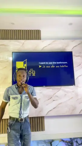 A post by @kendyloverkenaugu on TikTok caption: English for kids #teacherkendy
