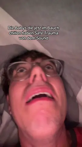 A post by @realrobyn on TikTok caption: Okay garmin Video Speichern 