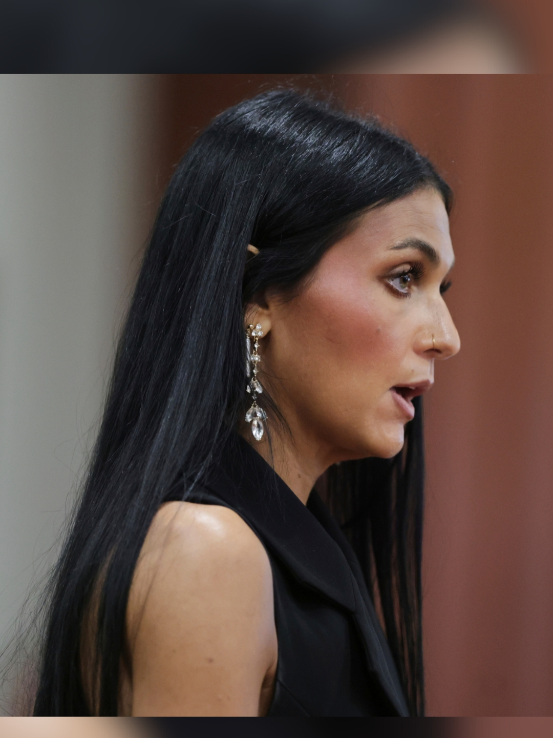 A post by @courttvlive on TikTok caption: “Dumb as they come. Stupid, clumsy, weak, dirty.” #AliveaGoncalves, sister of murder victim #KayleeGoncalves, delivered a fiery impact statement and received applause from the courtroom afterwards. #CourtTV What do YOU think? #truecrime #courtcase #truecrimestory #courttvtiktok #crime #courtroom #courtroomdrama #crimestory #court #truecrimetok #sentencing #idaho4 #idahocollegestudents #Kohberger