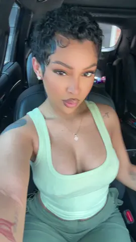 A post by @yaerynee on TikTok