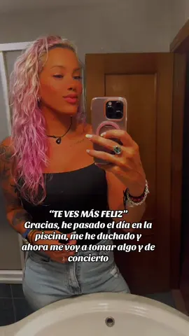 A post by @aynat_bm on TikTok caption: Para que más? #feliz #verano #piscina #sol #ducha #concierto #aynat_bm 