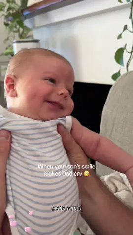 A post by @rock_sweetie510 on TikTok caption: #babyfever #babysoftiktok #babylone #babytiktok #funnybaby #funnyvideos😂 #love #cutebaby #wholesome #daddy 