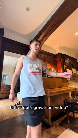 A post by @gringobaiano71 on TikTok caption: Painho pegou alzheimer
