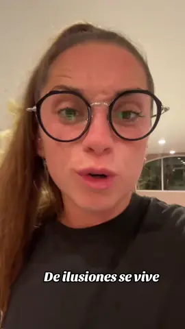A post by @mirii_correguela10 on TikTok caption: Esto es mejor reírse.. #empath #empatia #viralvideos #gracias 🤭👊🏽