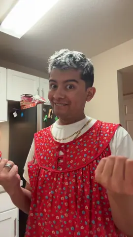A post by @jonasymikeoficial on TikTok caption: Acompáñame blog  #fyp #foryou #foryoupage #fypシ #parati #couple #love #acompañame #Vlog #blogger #usa #california #videoviral 
