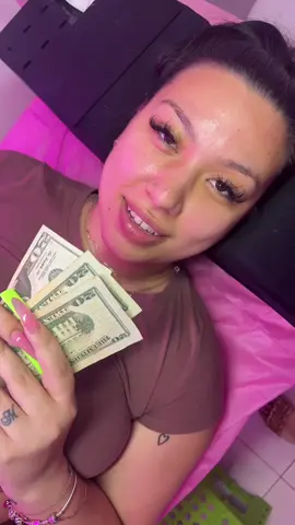 A post by @mrsplaytoomuch on TikTok caption: @Sebralashes ❤️