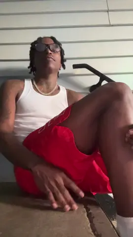 A post by @lilplayda1 on TikTok caption: My new favorite song 😭😭😭😭 #fyp 