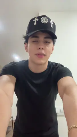 A post by @alan.arrieeta on TikTok caption: trakataa 