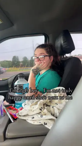 A post by @officialsno on TikTok caption: #gf 