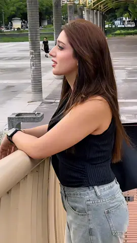A post by @jannatmirza on TikTok caption: Pangay ku paande ho ?