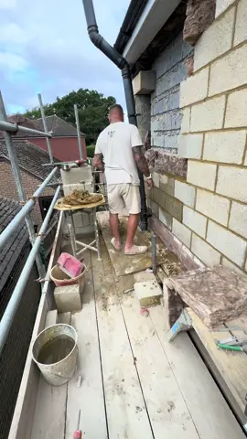 A post by @al_the_trowel on TikTok caption: #rhinobuild #bontools #fy #foryoupage #bon 