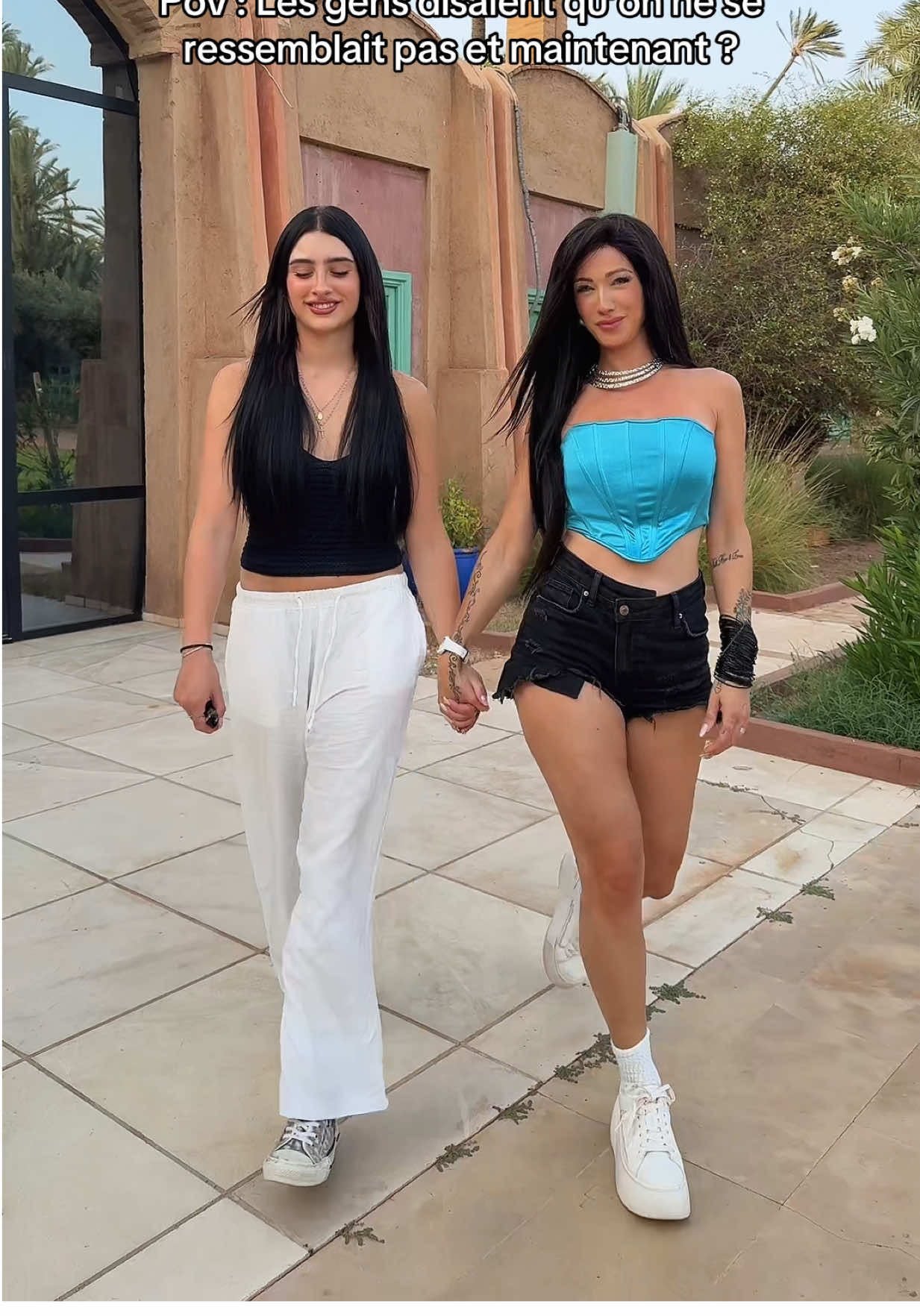 A post by @loukaki24 on TikTok caption: Ma jumelle ma Lolo 😁🥰
