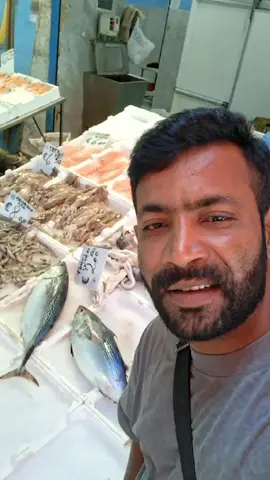 A post by @napoliamico on TikTok caption: আজকে আপনাদের কাছে মাছ মাংসের ভিডিও ছাড়লাম যদি কারো ভালো লাগে অবশ্যই ভিডিওটা শেয়ার করে আরেকজনকে দেখার সুযোগ করে দিয়েন ধন্যবাদ জানাই আপনাদেরকে#hasanmonir1983 #bdtiktokofficial🇧🇩tiktokboangladesh🇧🇩 