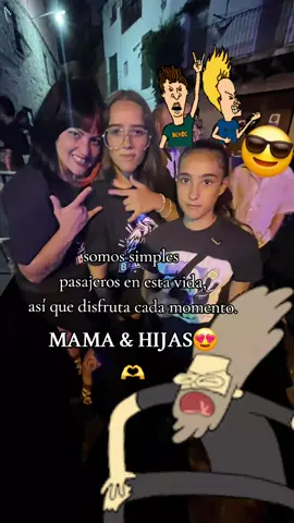 A post by @sandra_princess37 on TikTok caption: #mis princesas😍