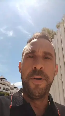 A post by @elmaestromiami on TikTok caption: @Luiyisoni 🤜🤛👍🖐️😔💎🔥💪👌💯🆎🙏🙌❤️🫂📢📢📢📢📢📢