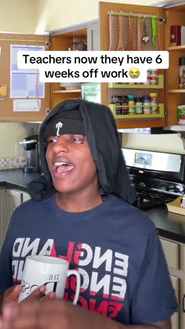 A post by @ezekielthelive on TikTok caption: 6 weeks off, they are happy😭 #fyp #ezekielthe1st 